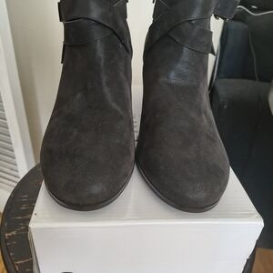 Addition Elle Black Ankle Booties